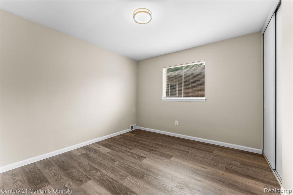 9077 Riverview Avenue, Redford, MI 48239 — Photo 18