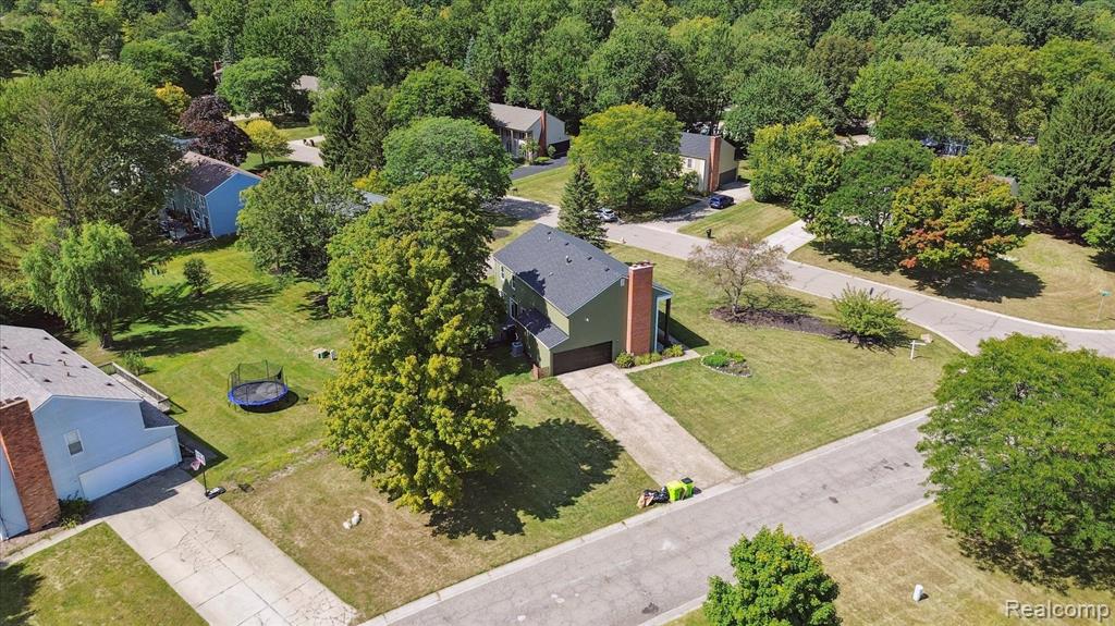5015 Langlewood Drive, West Bloomfield, MI — Photo 43