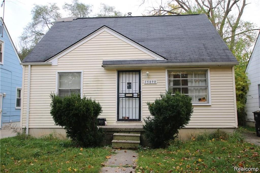 15890 W Parkway Street - Photo 2