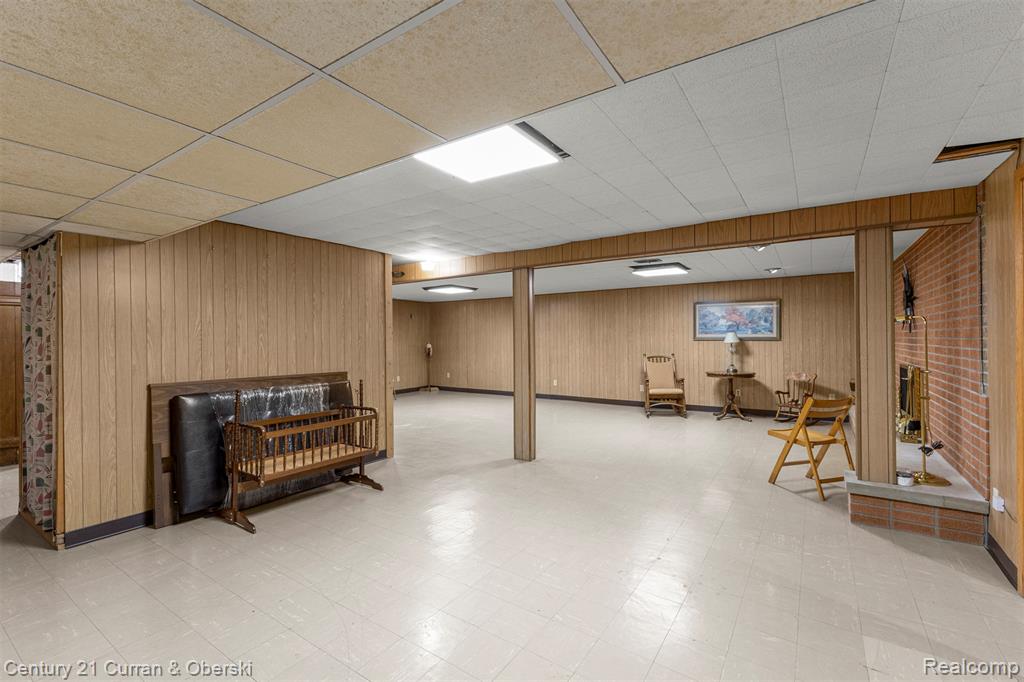 8262 Vine Avenue, Allen Park, MI 48101 — Photo 40