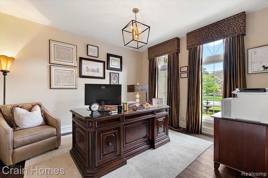 49729 SANDRA Drive, Shelby Twp, MI 48315 — Photo 28