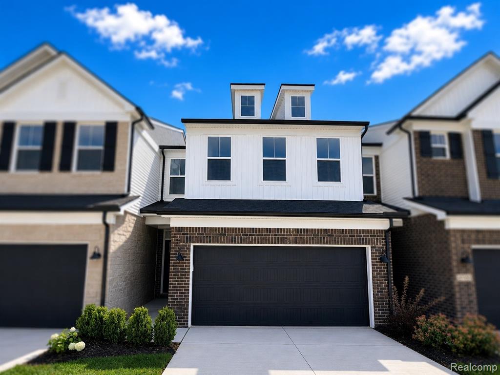 5692 Corgi Drive, Ann Arbor, MI 48108