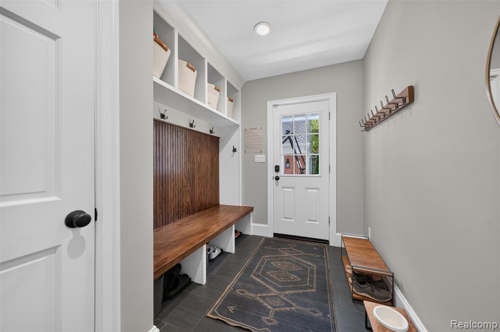 960 Mohegan Street, Birmingham, MI 48009 — Photo 21