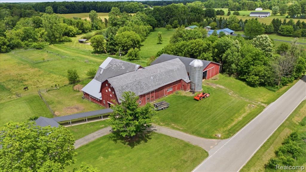 5726 Barnes Road, Millington, MI 48746 — Photo 13