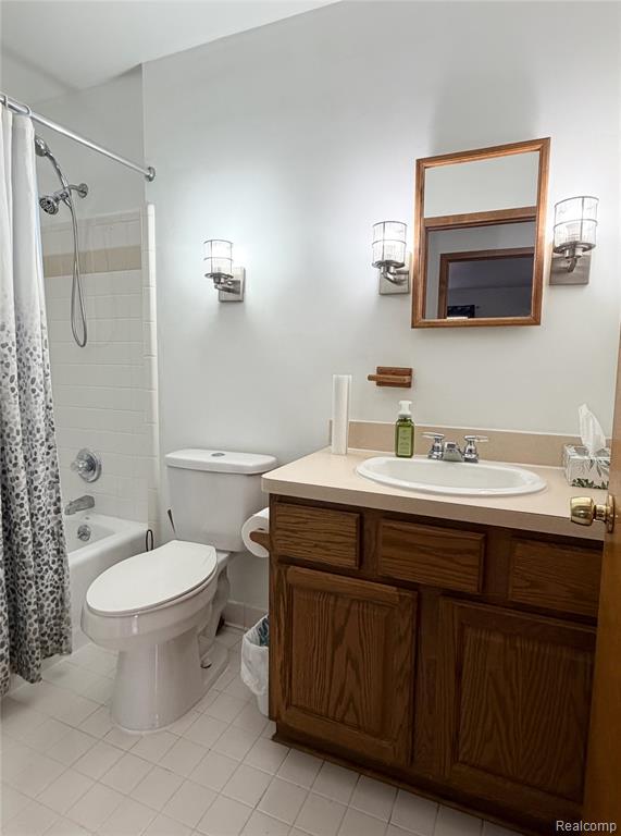 28428 Weddel Avenue, Brownstown, MI 48183 — Photo 16