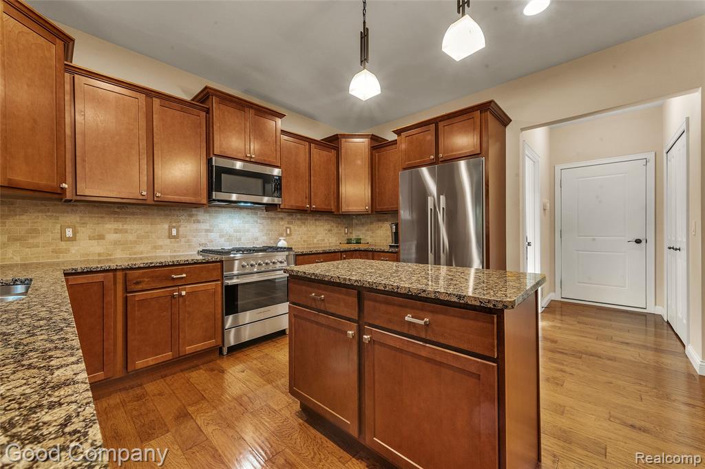 8726 Sunrise Mist Drive, Pinckney, MI 48169 — Photo 14