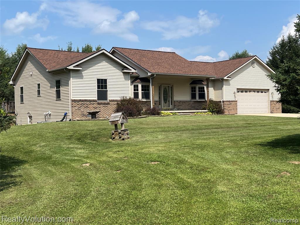 5885 Skyview Drive, Imlay City, MI 48444 — Photo 3