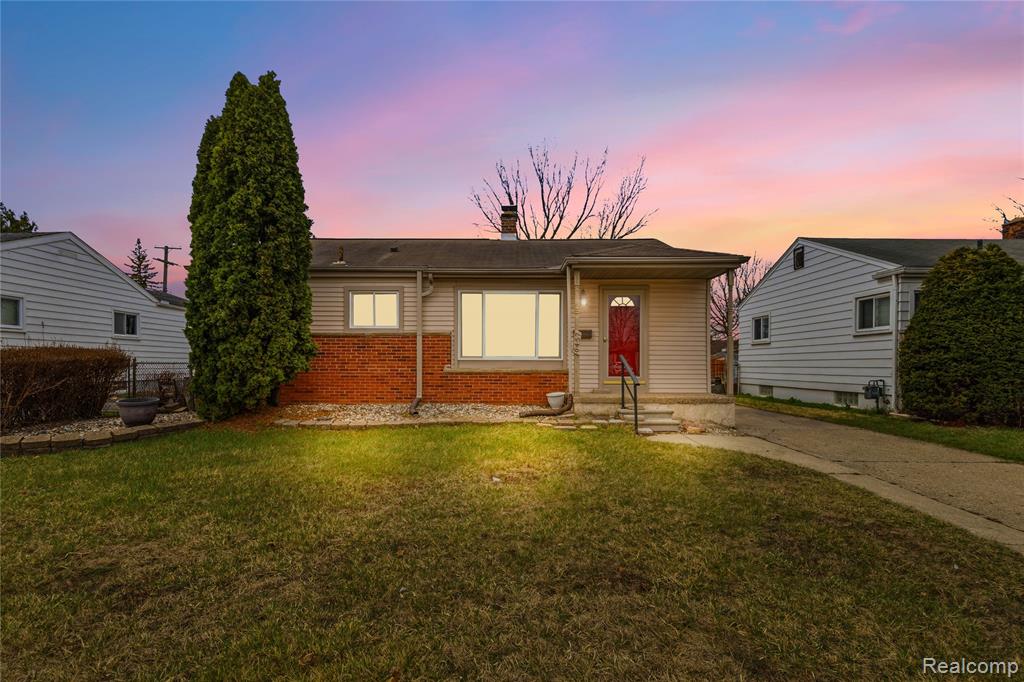 6457 Deering Street, Garden City, MI — front exterior