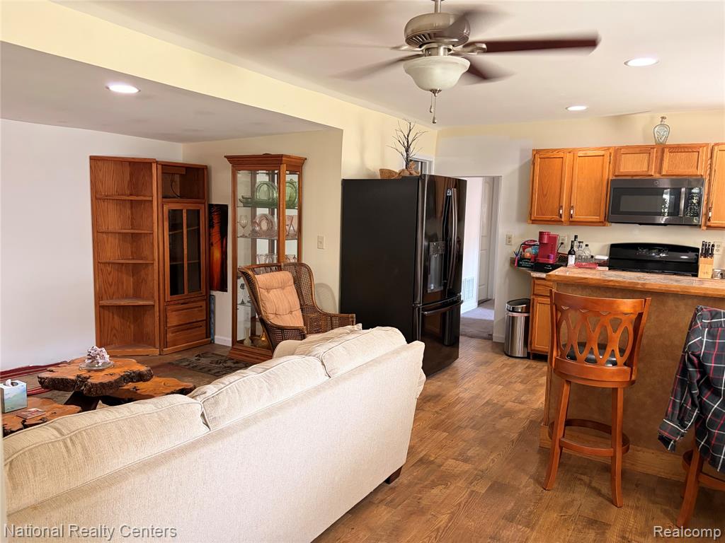 2025 Parkwood Court, Brooklyn, MI 49230 — Photo 24
