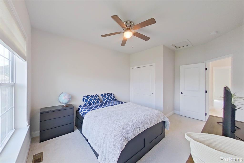 2441 BLACKWOOD, Canton, MI 48188 — Photo 37