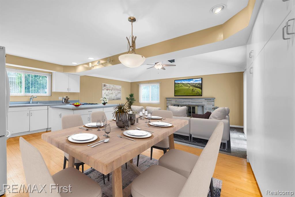 4191 ANGELINE Drive, Sterling Heights, MI 48310 — Photo 14
