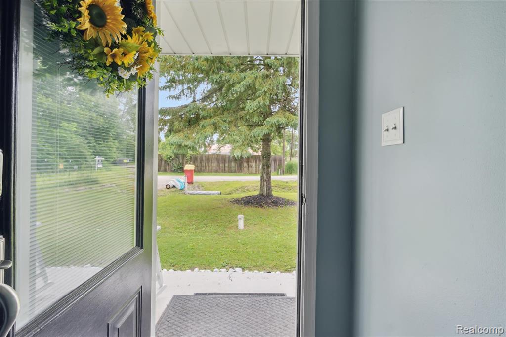 759 Elm Street, Allenton, MI 48002 — Photo 6