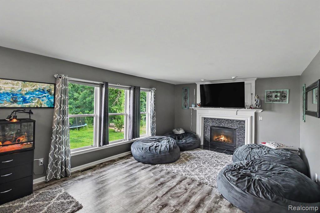 956 Callaway Court, Howell, MI 48843 — Photo 4