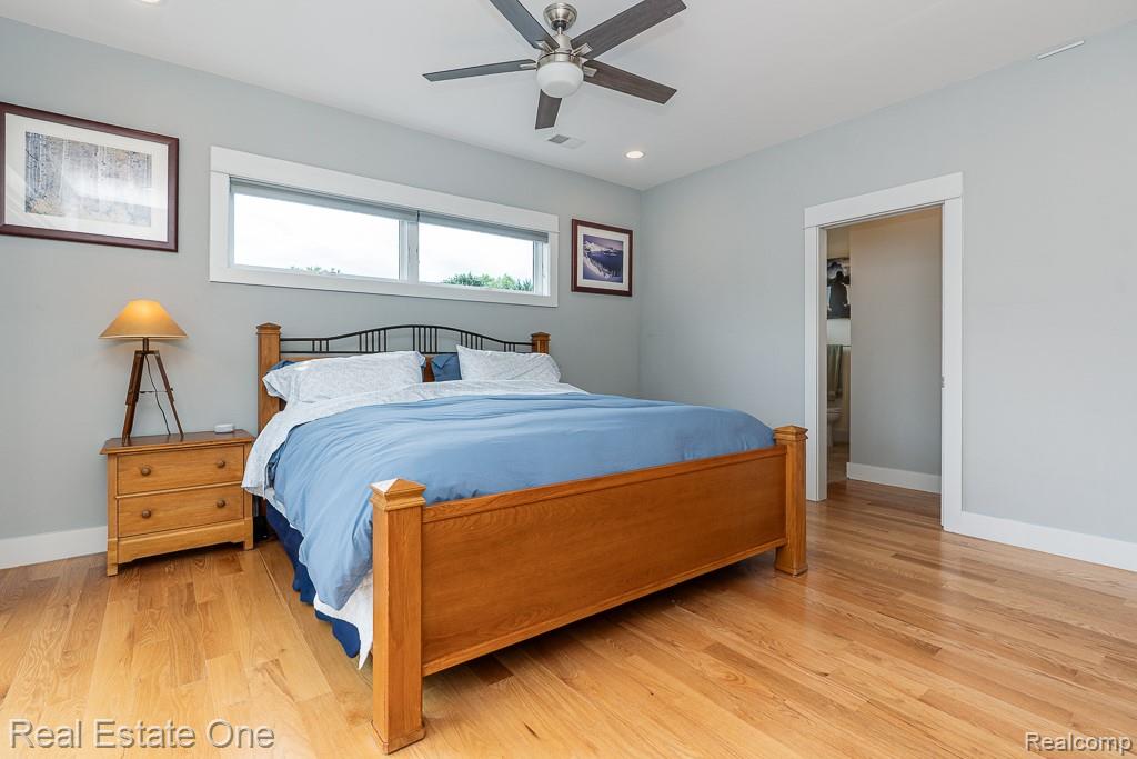 426 W University Drive, Rochester, MI 48307 — Photo 46