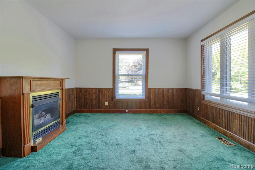 21515 Huron River Drive, New Boston, MI 48164 — Photo 5