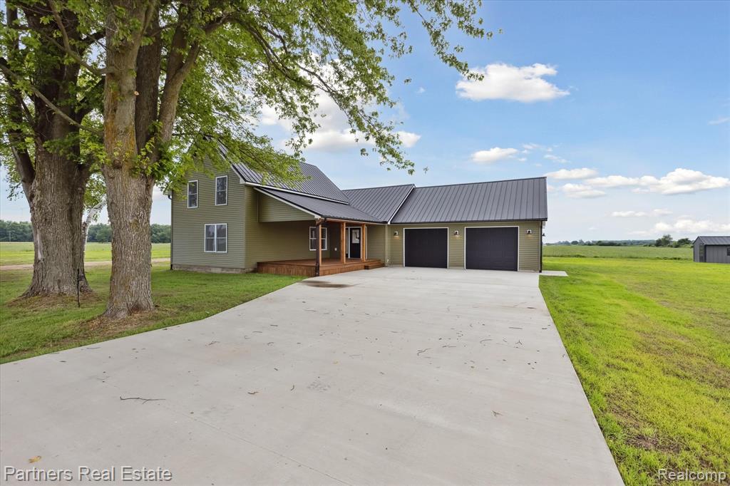 4798 N Loomis Road, Mount Pleasant, MI 48858 — Photo 2