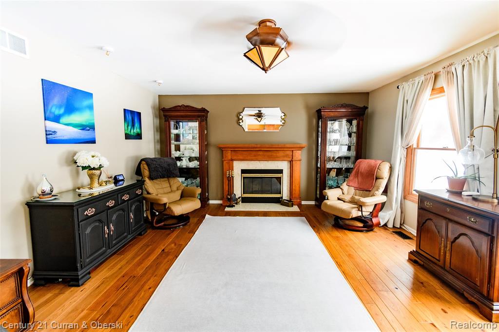 1464 Four Seasons Drive, Howell, MI 48843 — Photo 19
