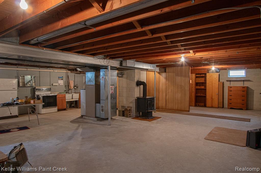 53330 SCHOENHERR Road, Shelby Twp, MI 48315 — Photo 27