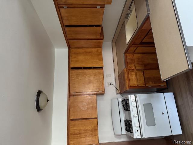 17274 Bentler Street - Photo 4
