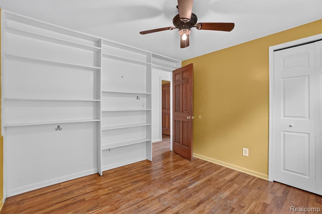 2356 Pineview Court, Flushing, MI 48433 — Photo 27