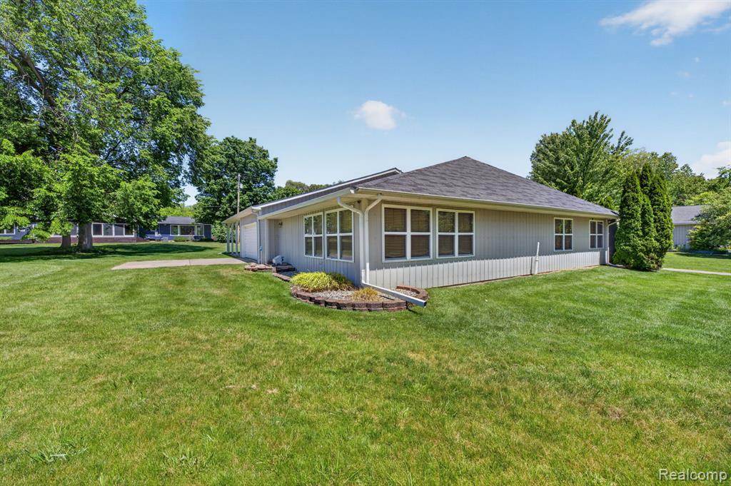 9353 Hill Road, Swartz Creek, MI 48473 — Photo 74