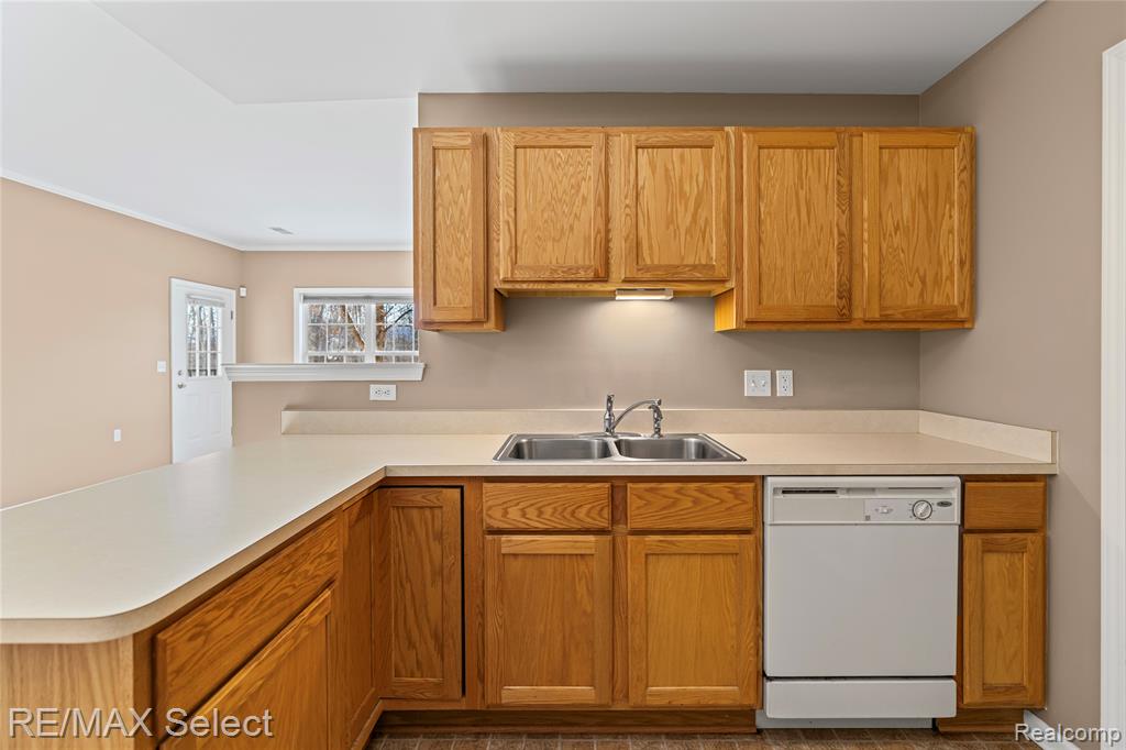 753 Eagle Drive, Fenton, MI 48430 — Photo 22