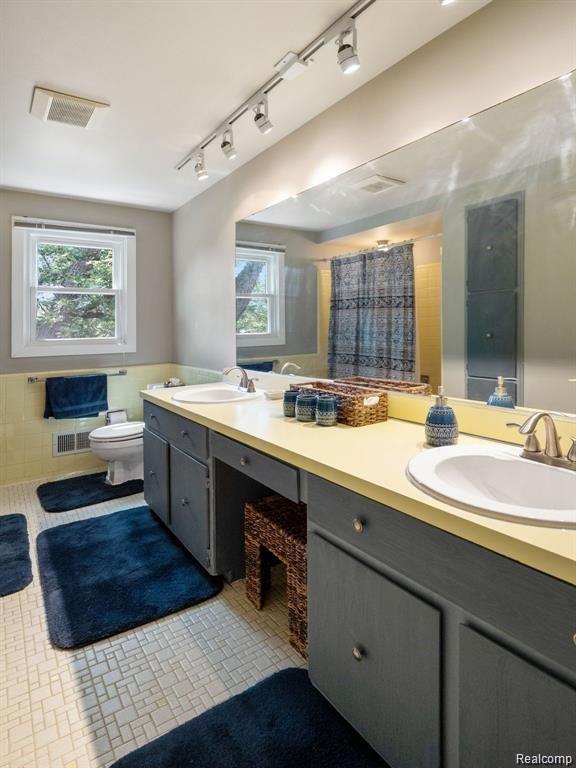 4819 THORNTREE Drive, West Bloomfield, MI — Photo 23
