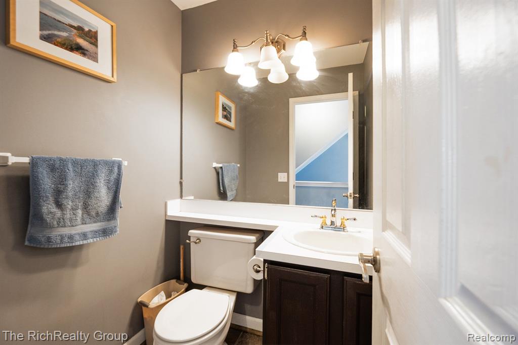 7896 LAKE CREST Drive, Ypsilanti, MI 48197 — Photo 11