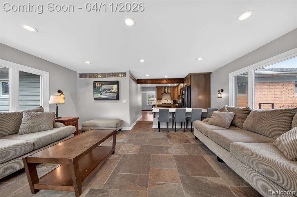 91 Wendelton Road, Troy, MI 48084 — Photo 16