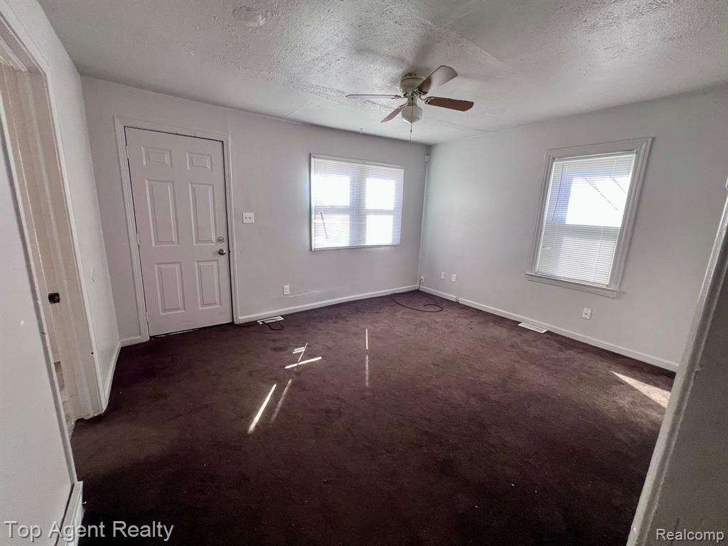 7511 ORCHARD Avenue, Warren, MI 48091 — Photo 3