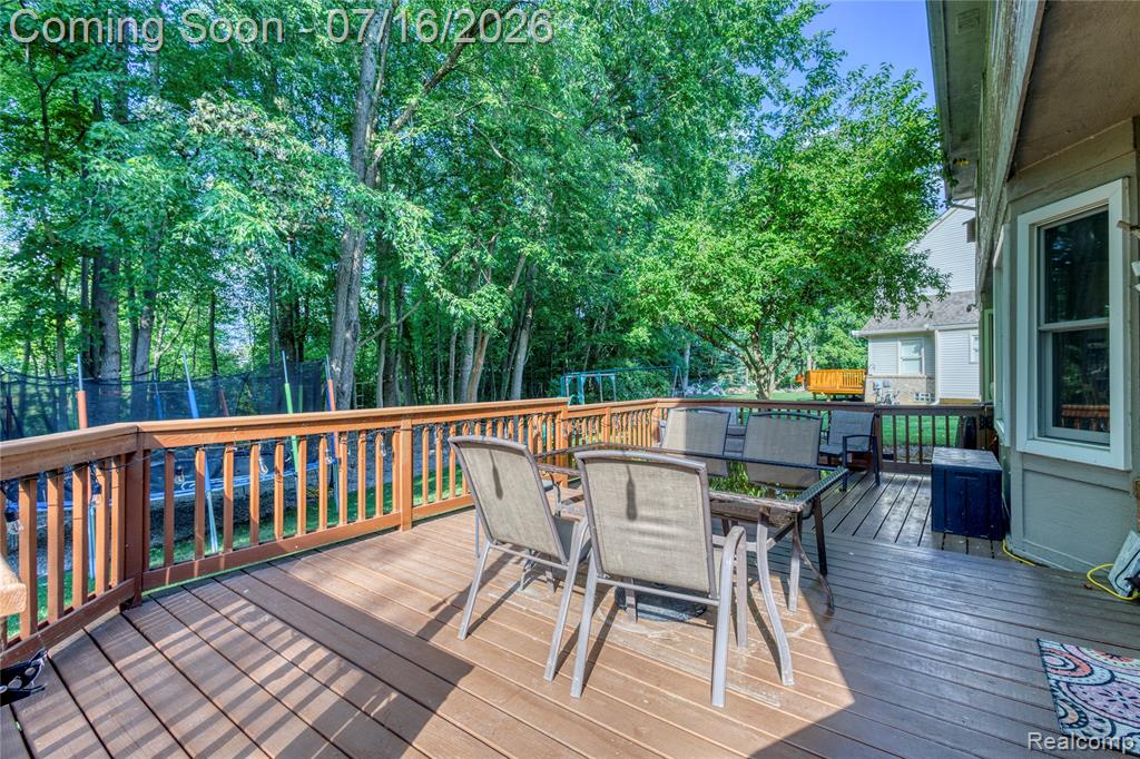 42790 Ledgeview Drive, Novi, MI 48377 — Photo 42