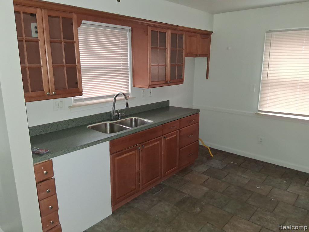 8791 E Outer Drive, Detroit, MI 48213 — Photo 7