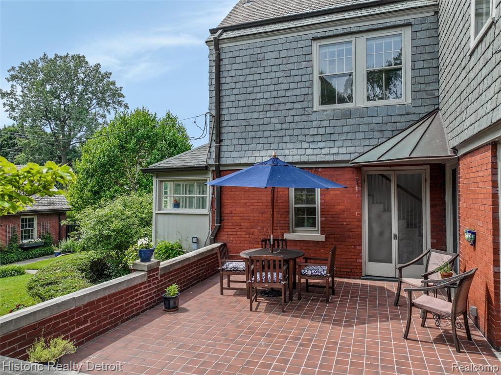 1027 Burns Street, Detroit, MI 48214 — Photo 55