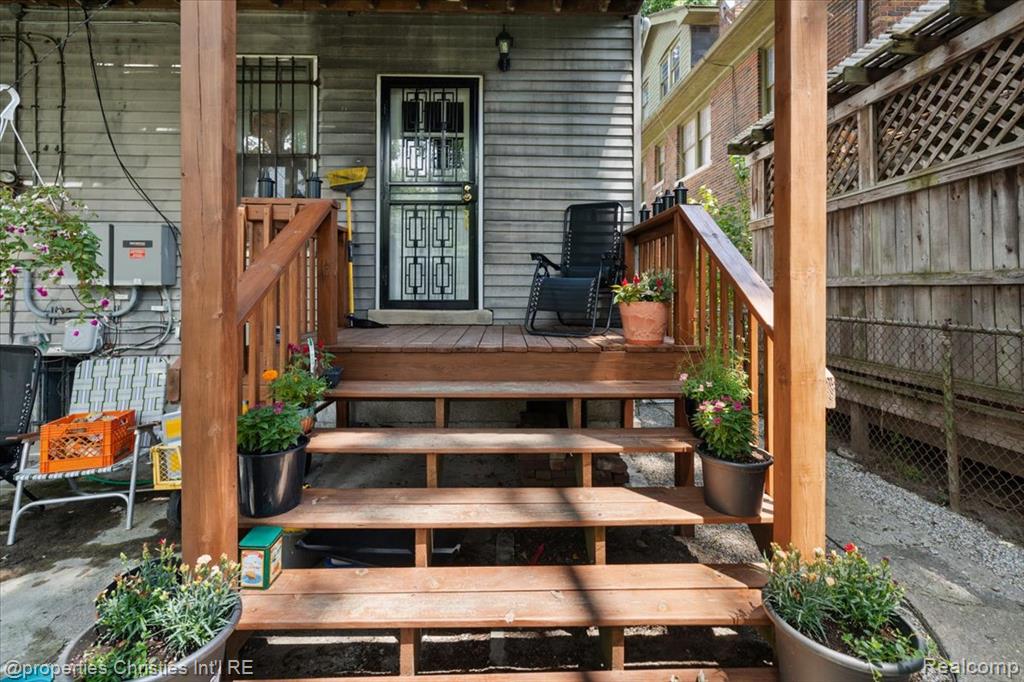 3417 Seminole Street, Detroit, MI, 48214