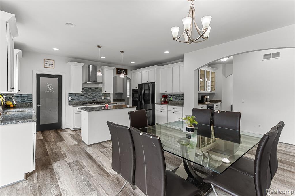 55135 Hanford Court, Shelby Twp, MI 48316 — Photo 11