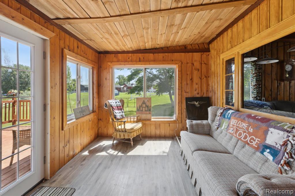 5020 Main Street, MI — Photo 24