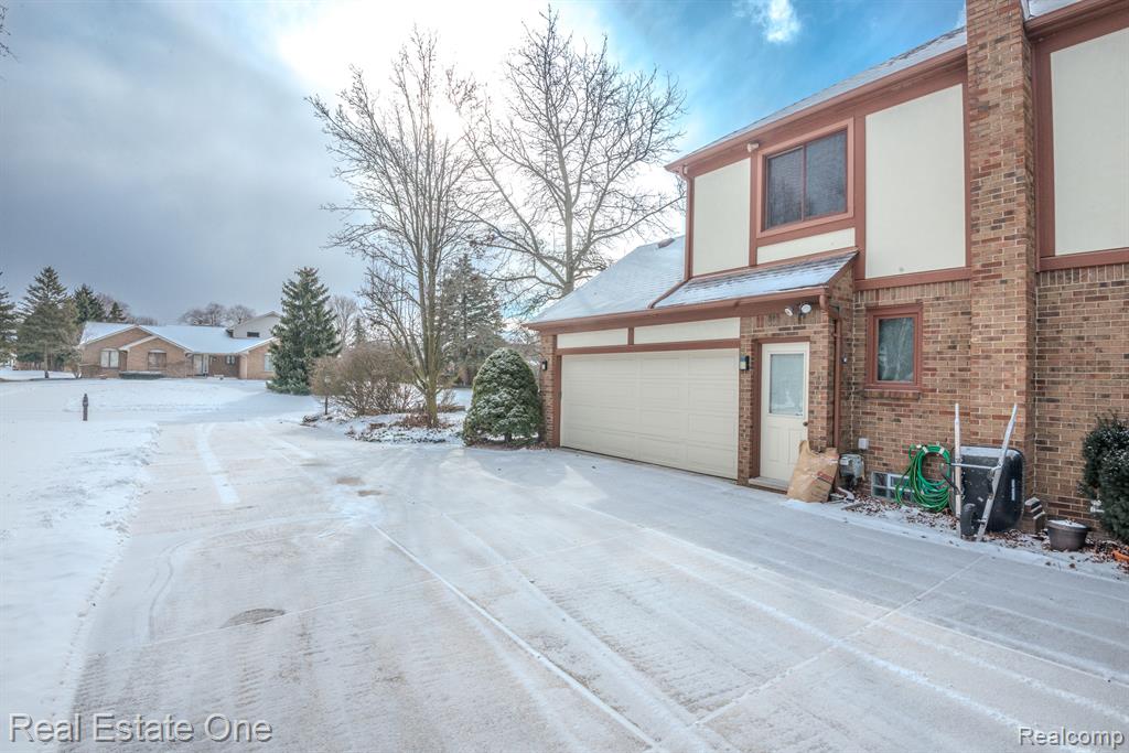 41344 Beacon Road, Novi, MI — Photo 15