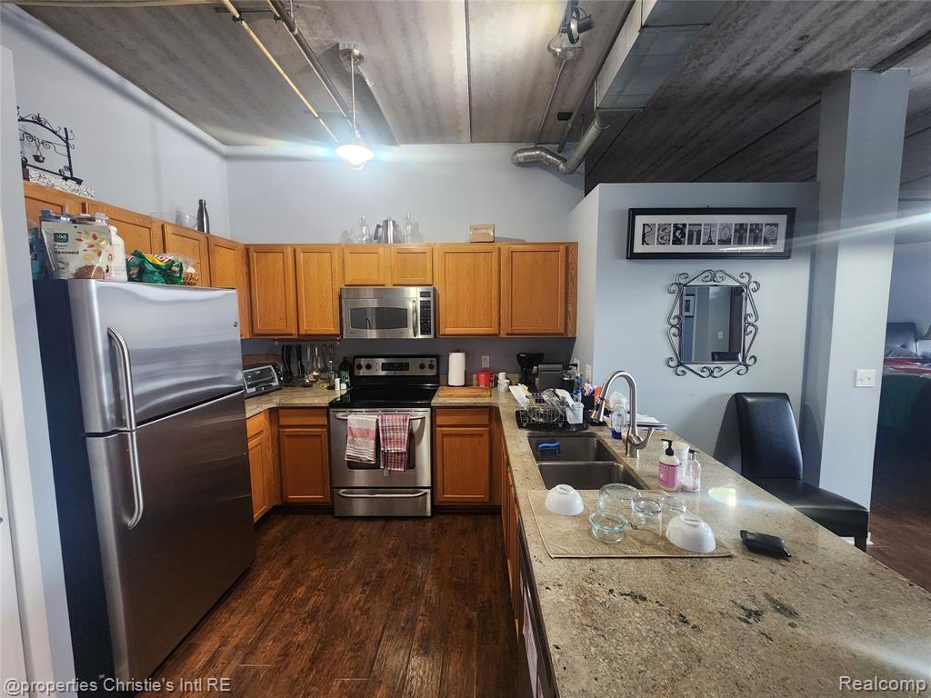 66 WINDER Street, Detroit, MI 48201 — Photo 6