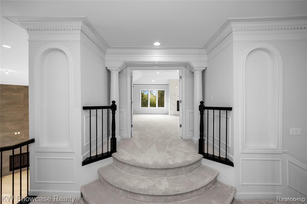 5512 Essex Court, West Bloomfield, MI — Photo 49
