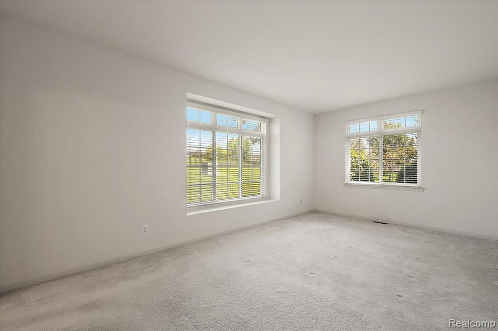 6713 Boulder Pointe Drive, Washington, MI — Photo 28