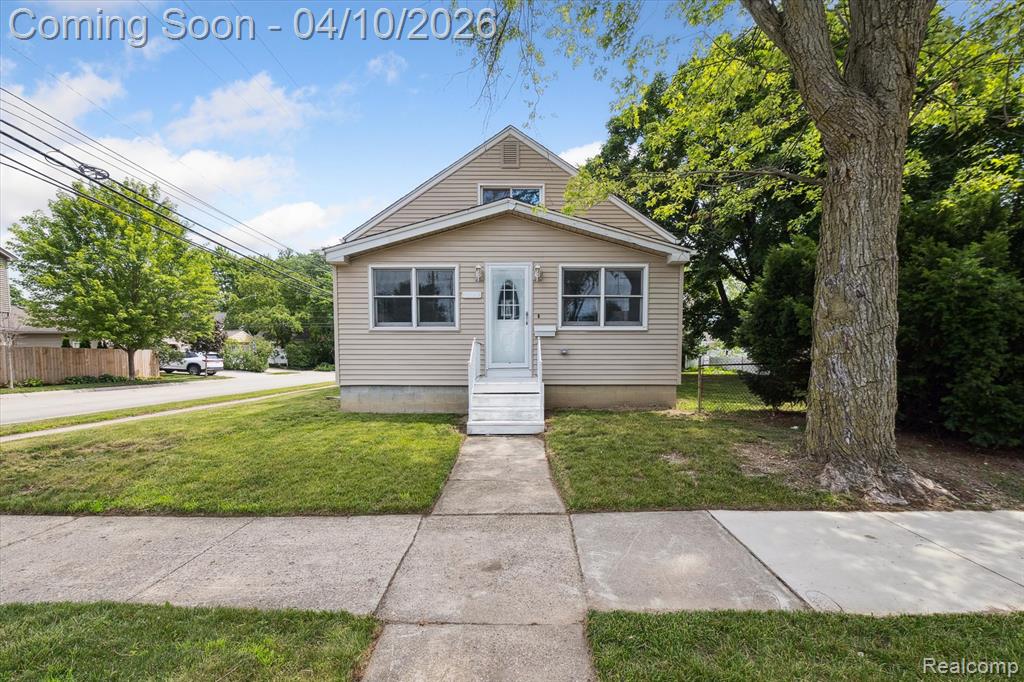 3690 Phillips Avenue, Berkley, MI 48072 — Photo 3