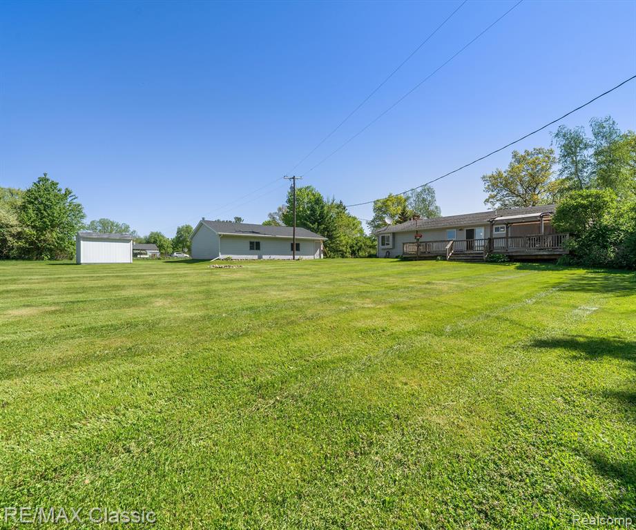 11589 OWOSSO Road, Fowlerville, MI 48836 — Photo 45