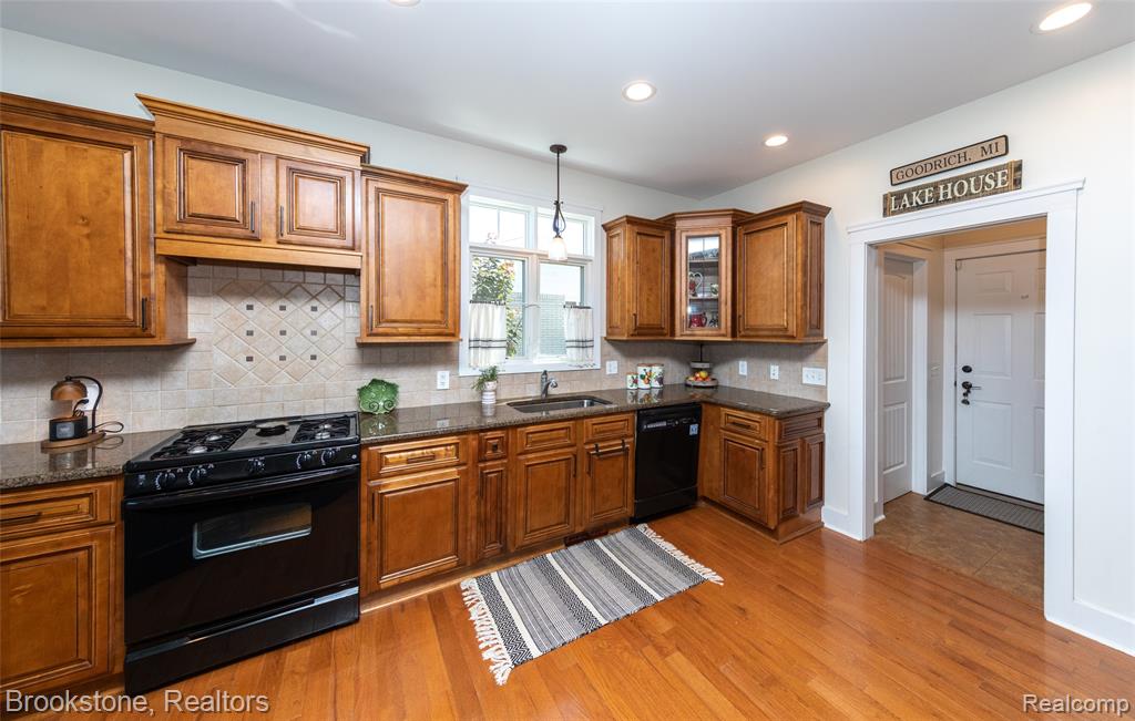 9317 Ridge Road, Goodrich Vlg, MI — Photo 26