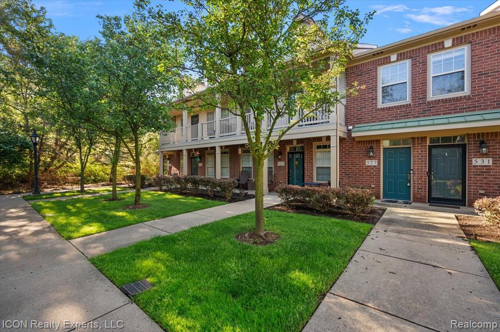 527 Red Oak Court, Commerce Twp, MI 48390 — Photo 24