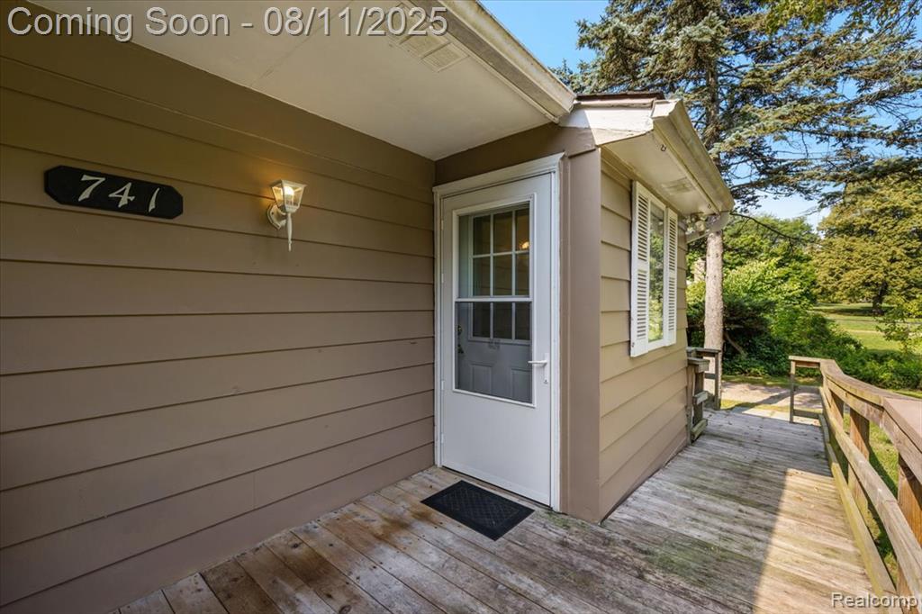 741 W Livingston Road, Highland, MI — Photo 11
