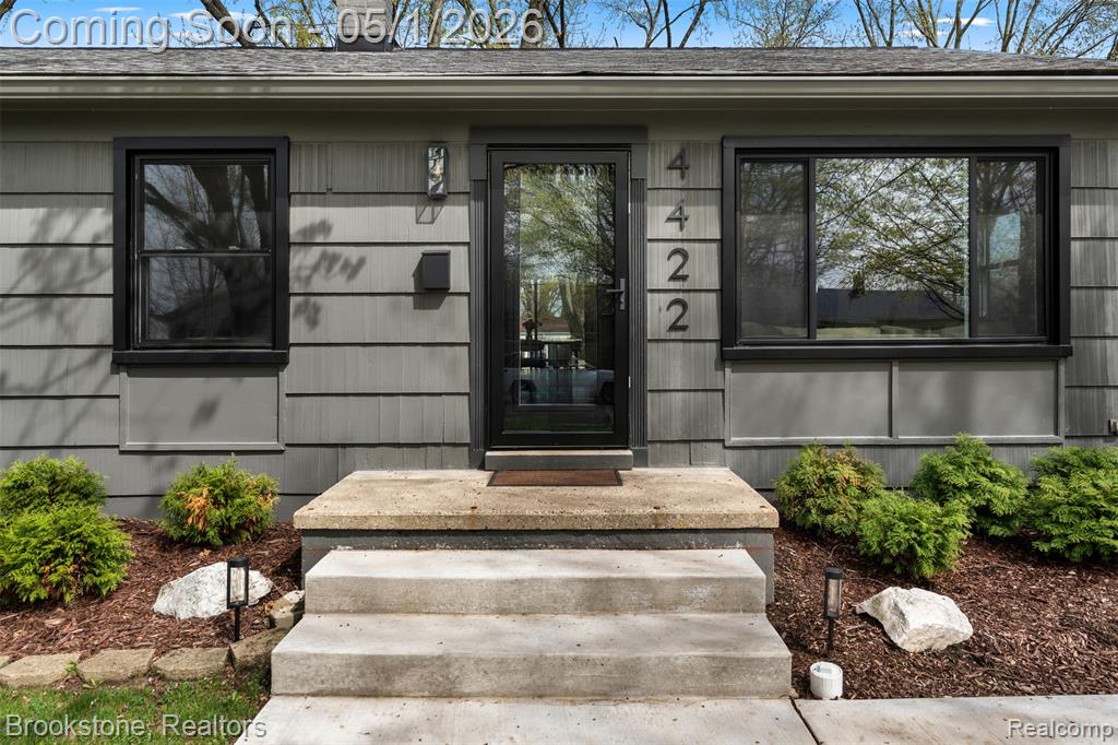 4422 THORNCROFT Avenue, Royal Oak, MI 48073 — front exterior