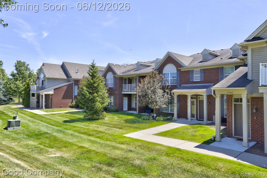 29941 Fox Run Circle, Warren, MI 48092 — Photo 34