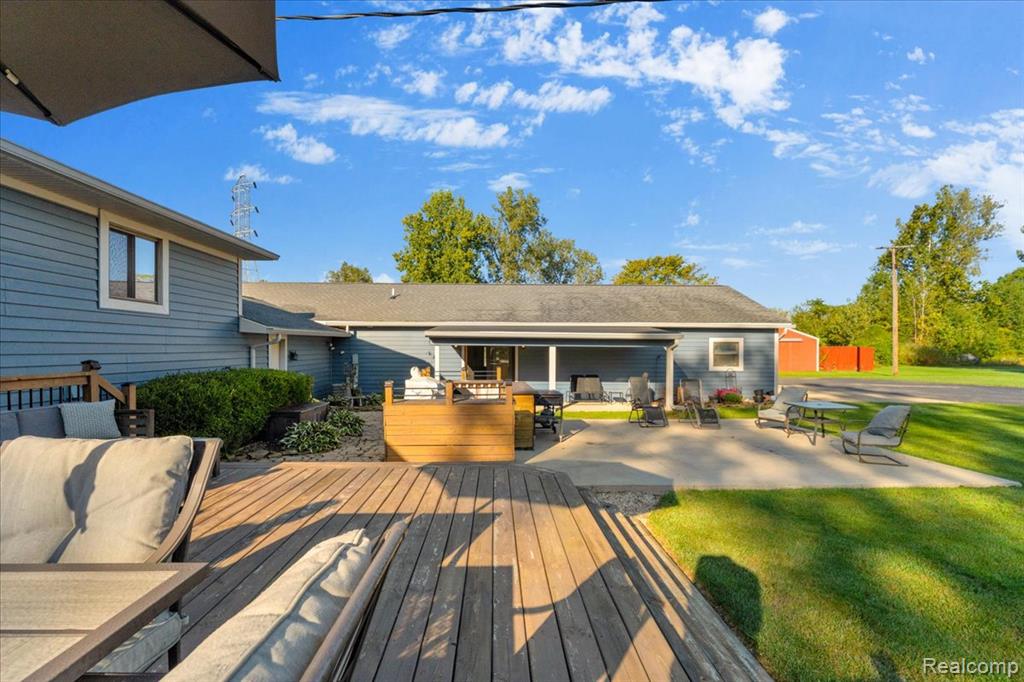 27520 West Road, New Boston, MI 48164 — Photo 54