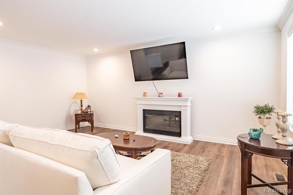 225 MUSSEY Street, Romeo, MI 48065 — Photo 10