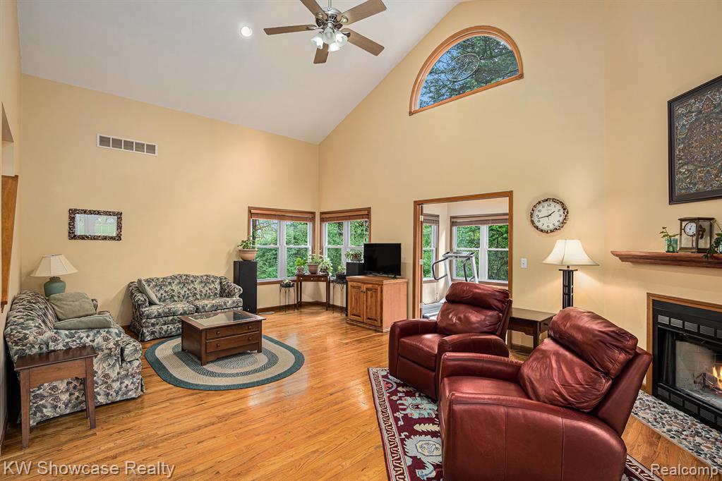 730 Fairview, White Lake, MI 48383 — Photo 3